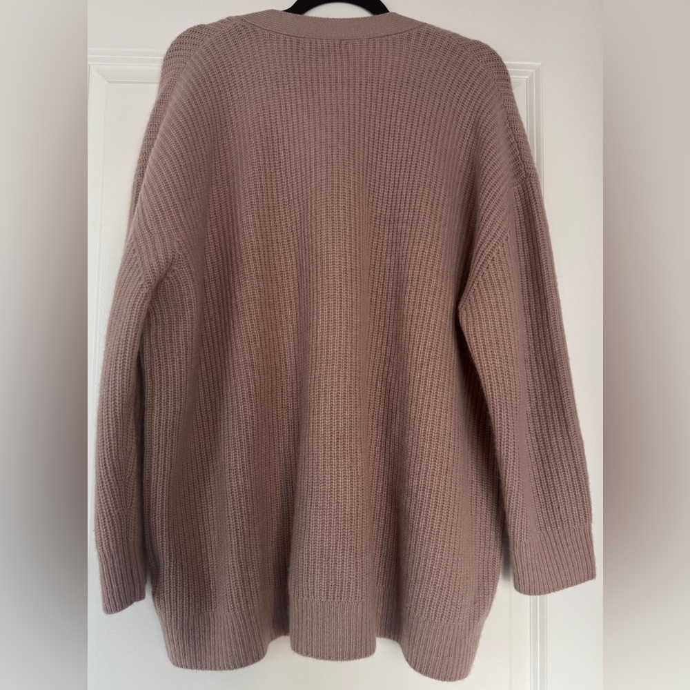 NWOT! QUINCE Mongolian Cashmere Oversized Boyfriend Cardigan *Mink Pink* S Rare - Picture 8 of 11